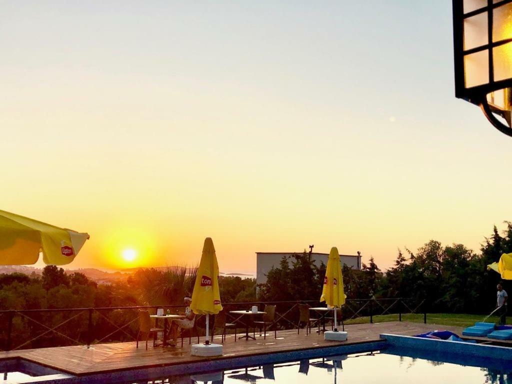 Victoria Hotel And Lounge Фоча Екстер'єр фото