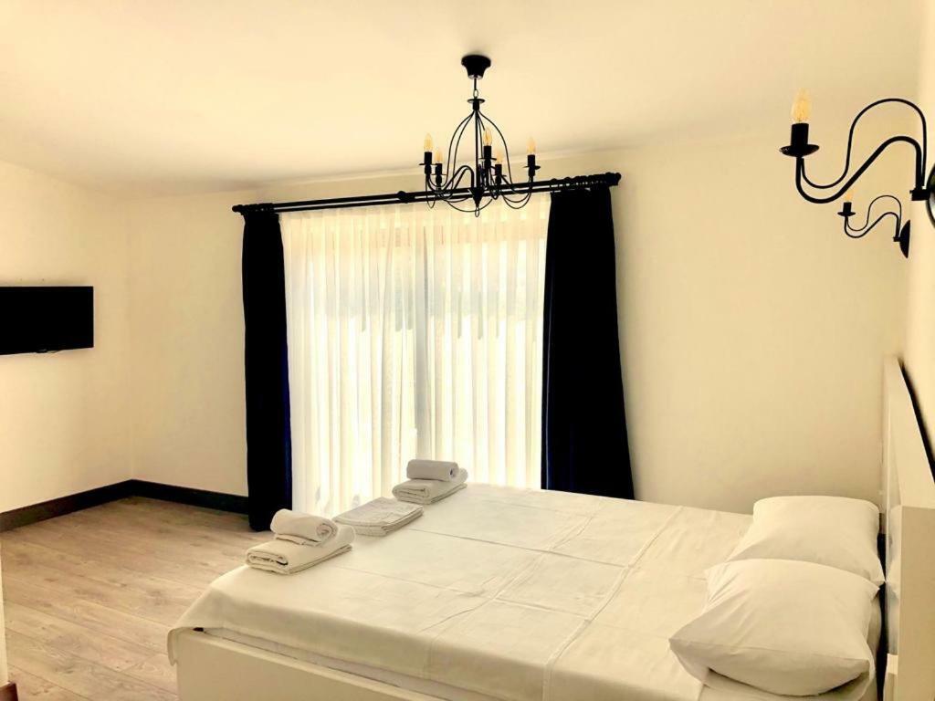 Victoria Hotel And Lounge Фоча Екстер'єр фото