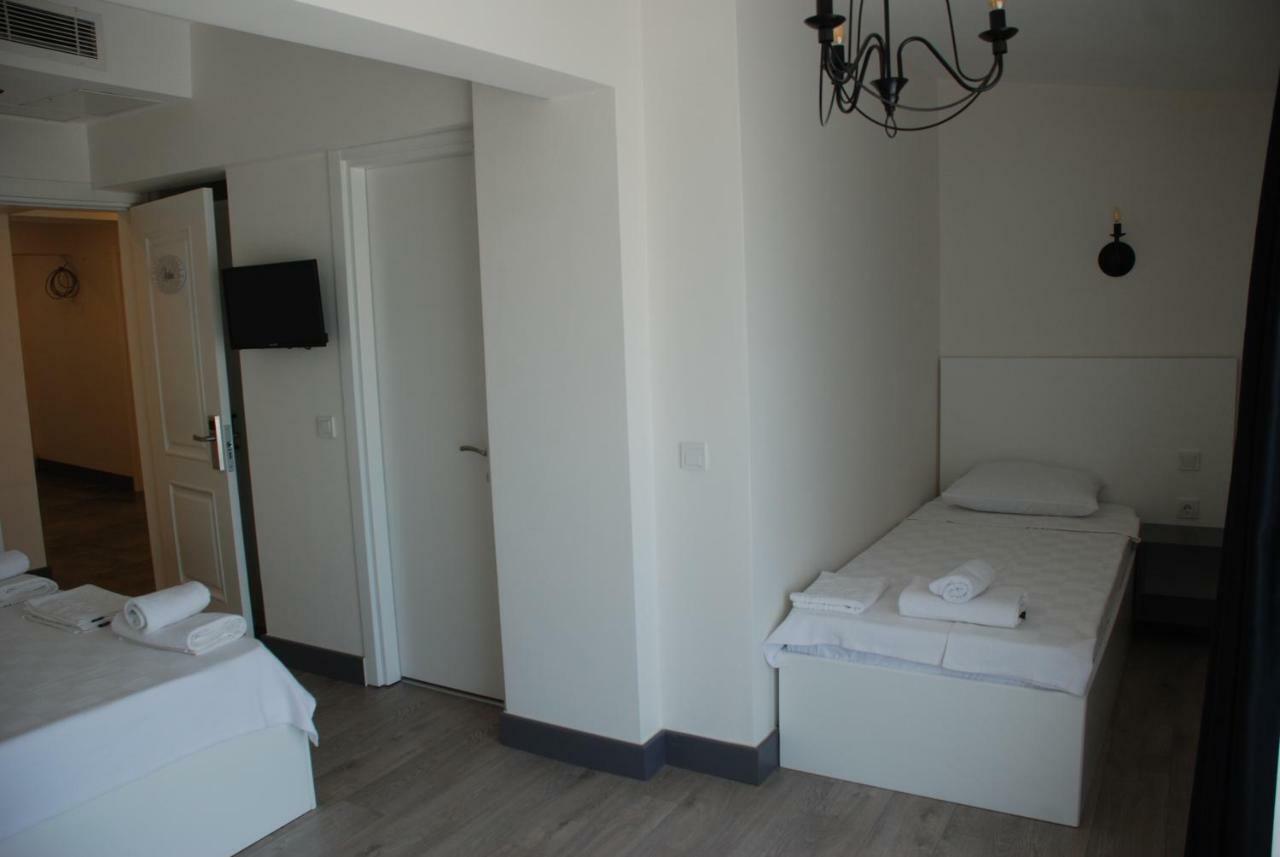 Victoria Hotel And Lounge Фоча Екстер'єр фото